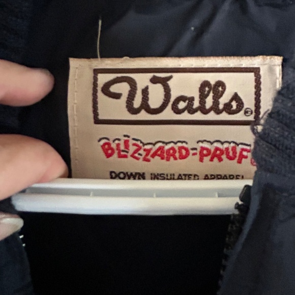 Men's Walls Vintage Down Insulated Apparel Puffer Vest - Picture 3 of 5